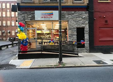 pennsylvania/allentown/restaurant/la-bicicleta-arepa-bar