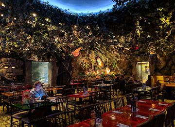 Rainforest Cafe