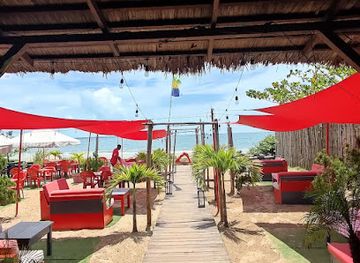 gabon/kongou-falls/restaurant/la-voile-rouge