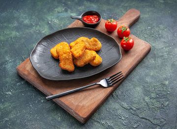 qatar/fuwairit-beach/restaurant/hot-n-cool