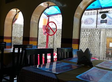 india/leh/restaurant/happy-world-restaurant