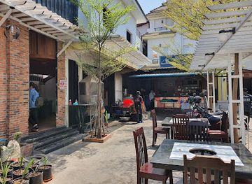 cambodia/battambang/sangkat-svay-por/restaurant/mariyan-restaurant-bbq