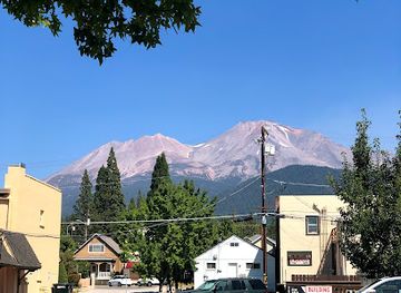 california/shasta-cascade/restaurant/papa-murphy-s-take-n-bake-pizza