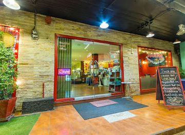 thailand/ubon-ratchathani/restaurant/peppers-restaurant-bakery