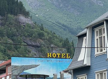 norway/trolltunga/restaurant/fjoren