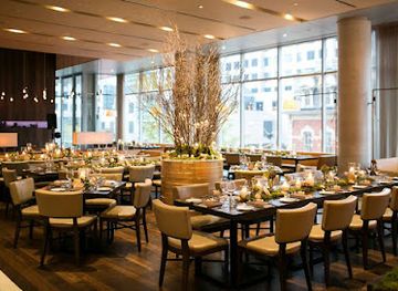 canada/greater-toronto-area/restaurant/luma