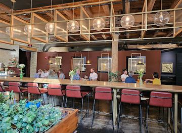 wisconsin/milwaukee/third-ward/restaurant/char-d