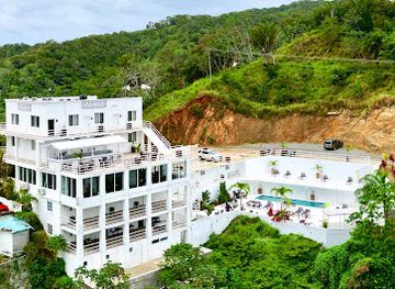 honduras/mosquito-coast/restaurant/ocean-view-hotel-and-restaurant