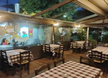 greece/euboea/restaurant/diporto