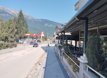montenegro/lakes-of-plav/restaurant/caffe-misk-plav