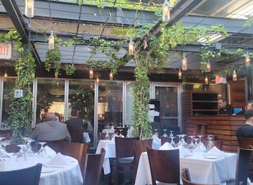 connecticut/greenwich/restaurant/tony-s-at-the-j-house