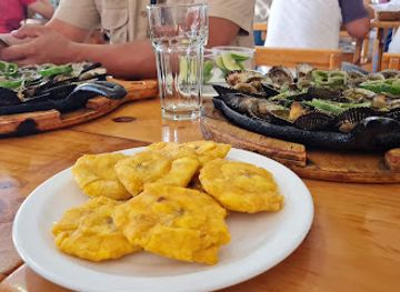 ecuador/imbabura-region/restaurant/los-cebiches-de-la-ruminahui-la-quinta-ibarra