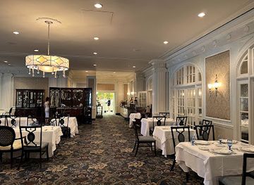 virginia/roanoke/restaurant/the-regency-room