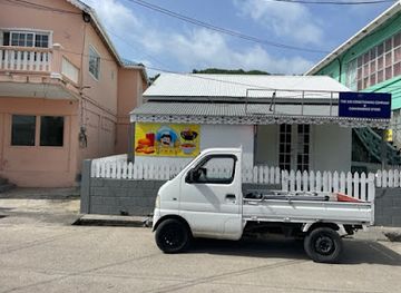 saint-vincent-and-the-grenadines/bequia/restaurant/yummy