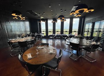 finland/espoo/restaurant/restaurant-lucy-in-the-sky