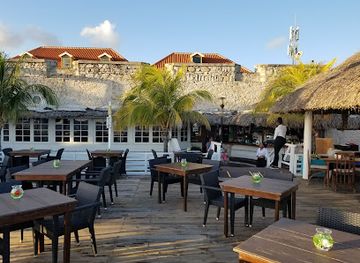 curacao/punda/restaurant/perla-del-mar