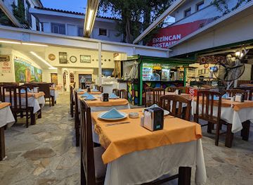 Erzincan Restaurant Kuşadası