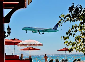 sint-maarten/maho-beach/restaurant/the-palms-grill