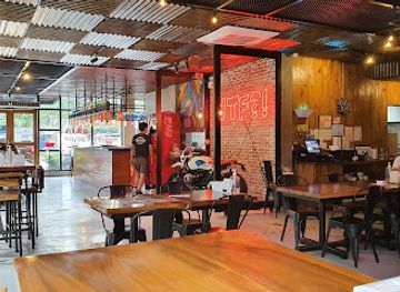 philippines/calaguas-island/restaurant/dampa-seafood-grill-tomas-morato