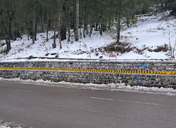 pakistan/murree/restaurant/a-random-dhabba