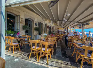 Arismari, Cretan Creative Cuisine - Αρισμαρί, Από Την Κρητική Γη