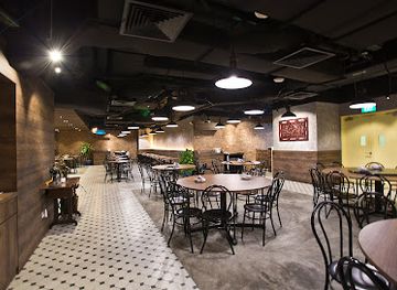 singapore/sembawang/restaurant/white-restaurant-sun-plaza