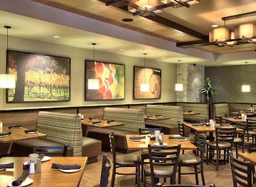 kansas/kansas-city/restaurant/cooper-s-hawk-winery-restaurant-kansas-city