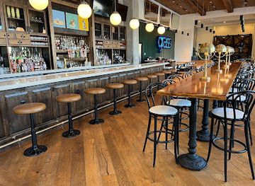 kentucky/lexington/restaurant/33-staves