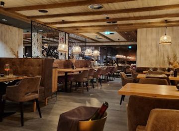 austria/kitzbuhel/restaurant/das-steghaus-am-schwarzsee