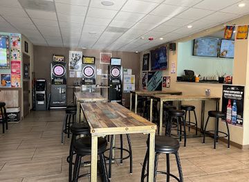 washington/marysville/restaurant/district-1-banh-mi-restaurant-and-bar