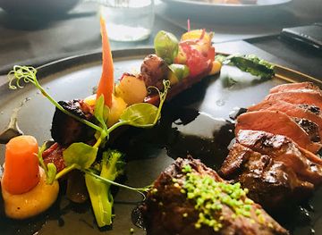 new-zealand/taranaki/restaurant/table-restaurant-lobby