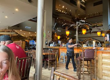 ohio/mason/restaurant/loose-moose-cottage