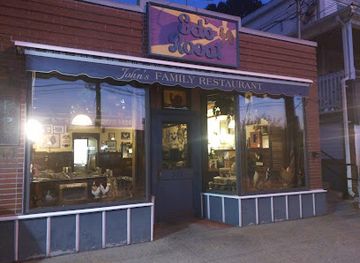 rhode-island/east-greenwich/restaurant/ed-s-roost