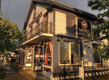 new-york/ithaca/restaurant/maxie-s-supper-club-oyster-bar