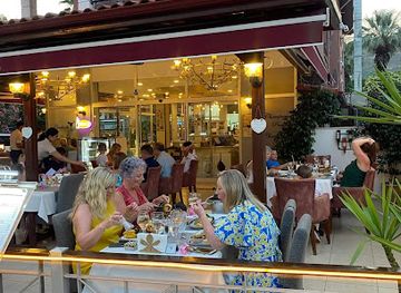 turkiye/marmaris/icmeler/restaurant/golden-moon-champagne-steak-house