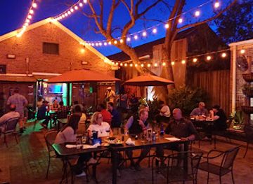 south-carolina/summerville/restaurant/montreux-bar-grill