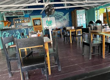 belize/placencia/restaurant/omars-creole-grub