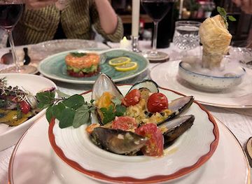 malaysia/east-malaysia/restaurant/the-moon-knows-dining-room