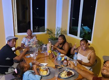 saint-lucia/jalousie-beach/restaurant/brigands-hideaway