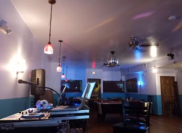 connecticut/bridgeport/restaurant/casa-blanca-bar-restaurant