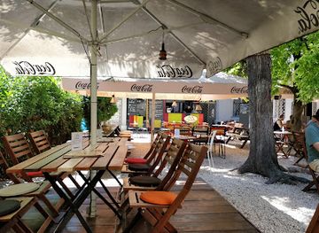 hungary/szeged/restaurant/malata-kezmuves-sor-es-grill-kert