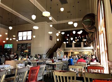 kansas/lawrence/restaurant/merchants-pub-plate