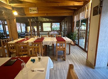 bulgaria/ravda/restaurant/emovata-kashta