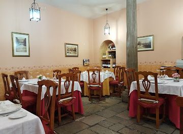 spain/granada/restaurant/taberna-al-pie-de-la-torre