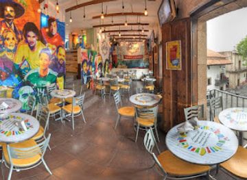 mexico/taxco/restaurant/la-bendita