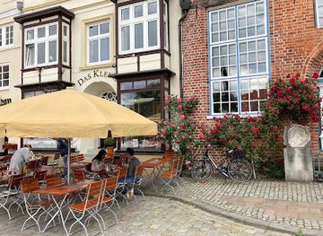 germany/lüneburg-heath/restaurant/das-kleine-restaurant-am-historischen-hafen
