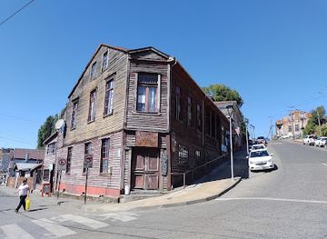 chile/chiloe-archipelago/restaurant/restobar-di-iorio