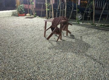 dominican-republic/santiago/los-salados/restaurant/family-s-food-truck