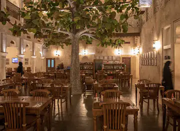 Al Fanar Restaurant & Cafe