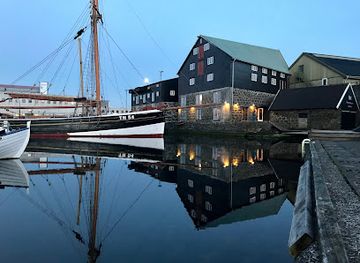 faroe-islands/hestur-island/restaurant/skeiva-pakkhus